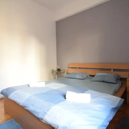 Old Town Apartament *