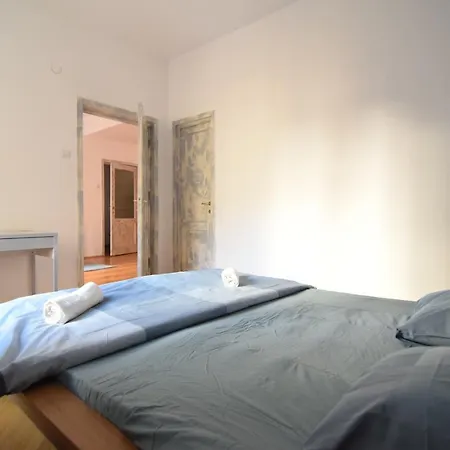 Apartament Old Town Bukareszt